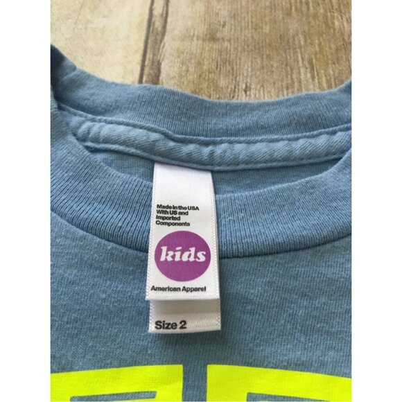 Life's A Beach Tee Size 2 - Picture 2 of 3